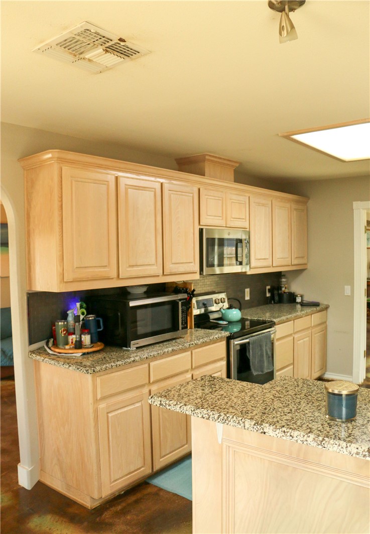 15037 Tesoro Dr Property Photo 13