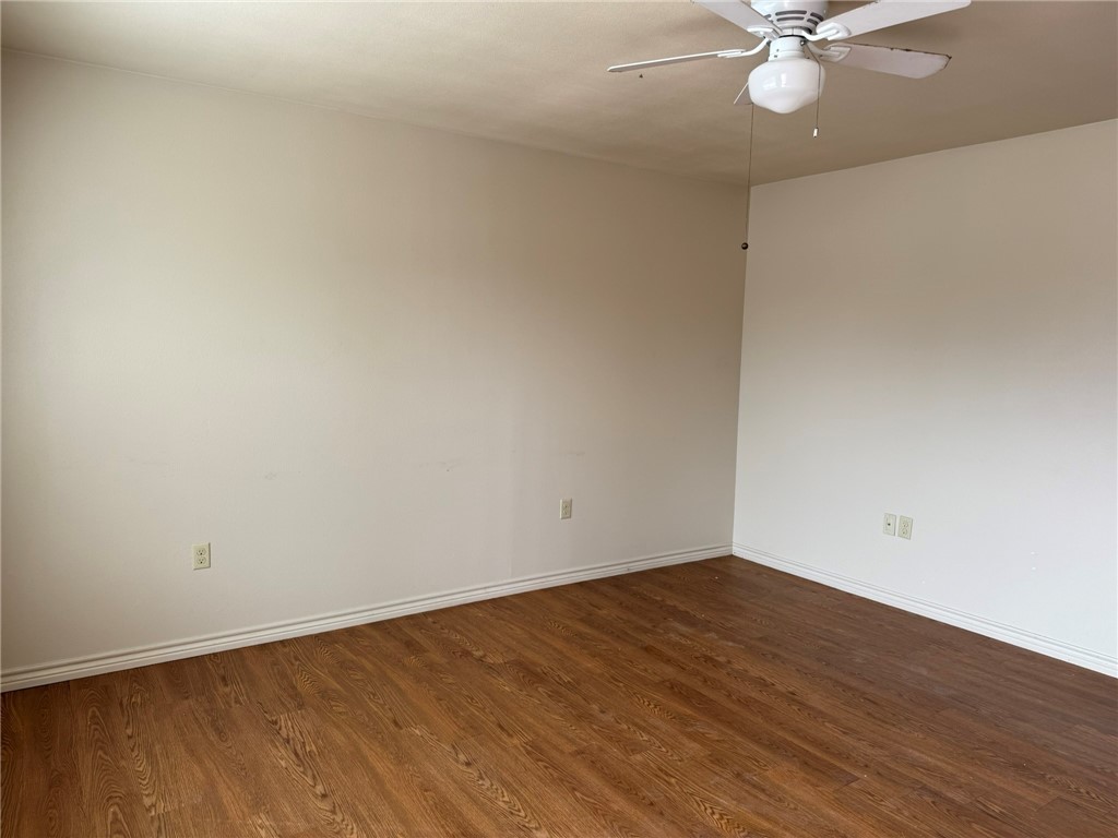 310 S Hermann Ave Property Photo 4