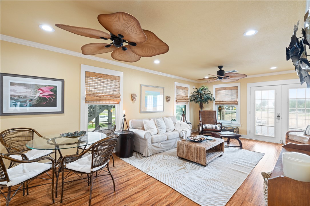 1419 S Magnolia Property Photo 14