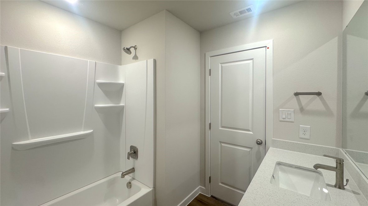 857 Fisher's Island Property Photo 9