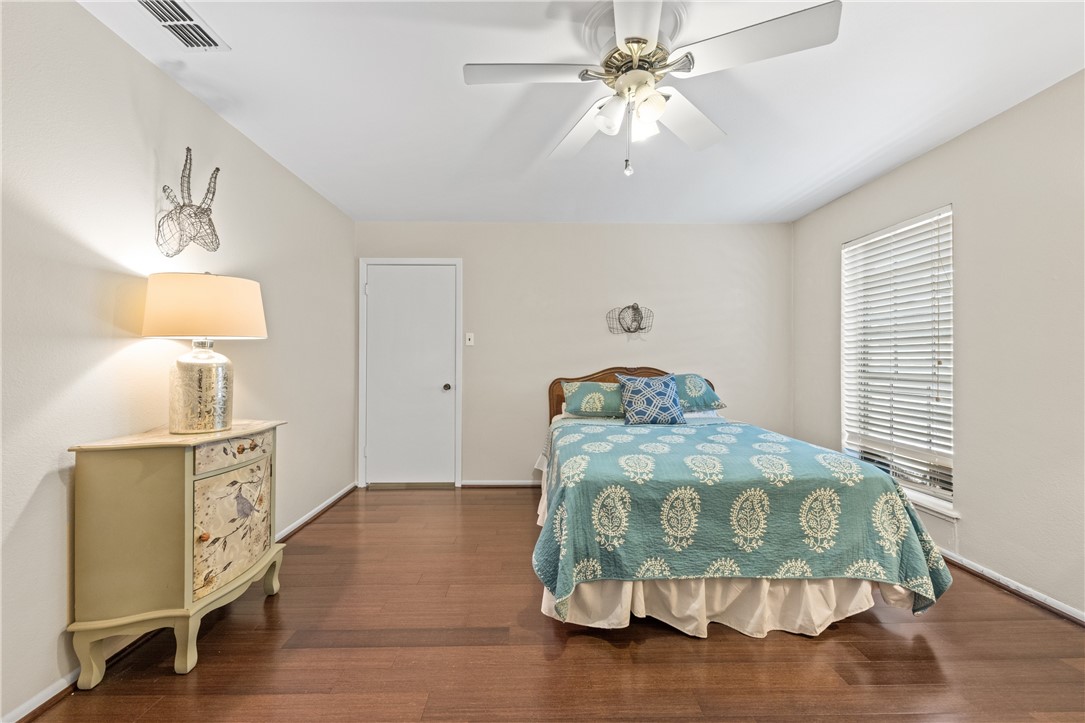 3535 Santa Fe St 37 Property Photo 15