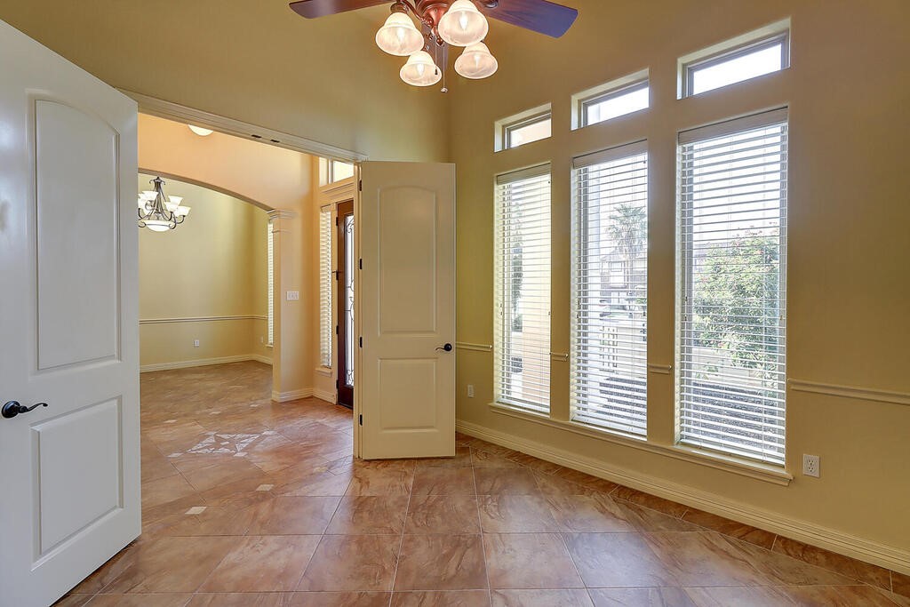 4510 Thoreau Property Photo 6