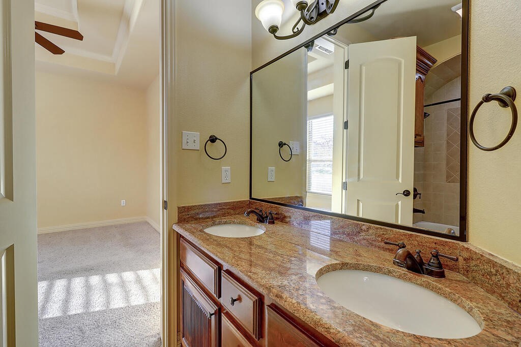 4510 Thoreau Property Photo 15
