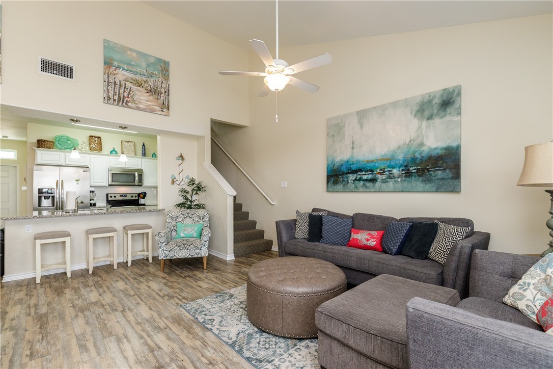 15104 Dory Dr Property Photo 10