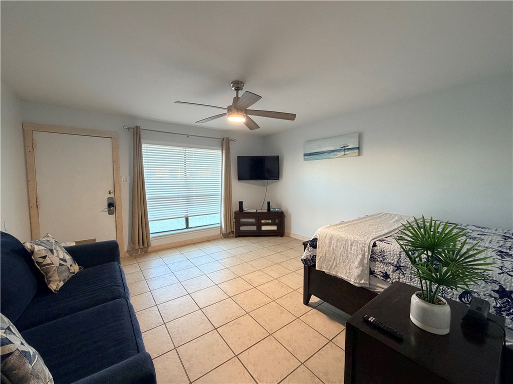 14873 Granada Dr 7 Property Photo 4
