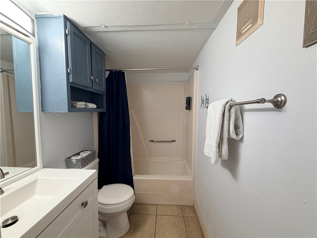 14873 Granada Dr 7 Property Photo 7