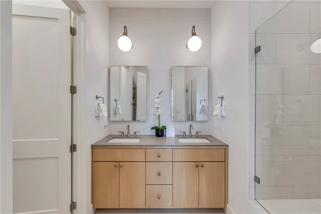 119 7 Day Weekend St Property Photo 10