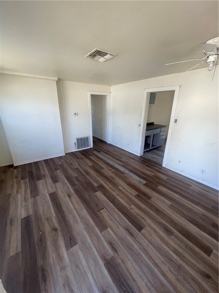 1733 Karen Dr Property Photo 3