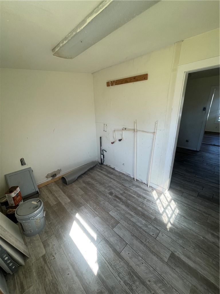 1733 Karen Dr Property Photo 7