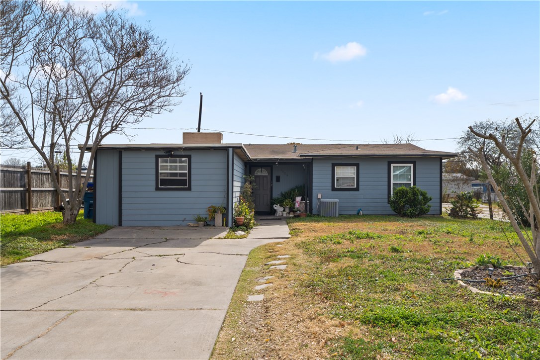 471255 Property Photo 1