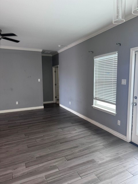 2050 Admiral Lane Property Photo 6