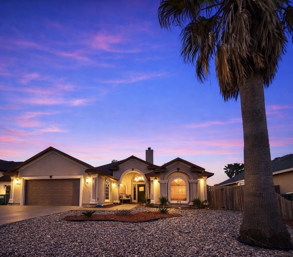15029 Dasmarinas Dr Property Photo 1