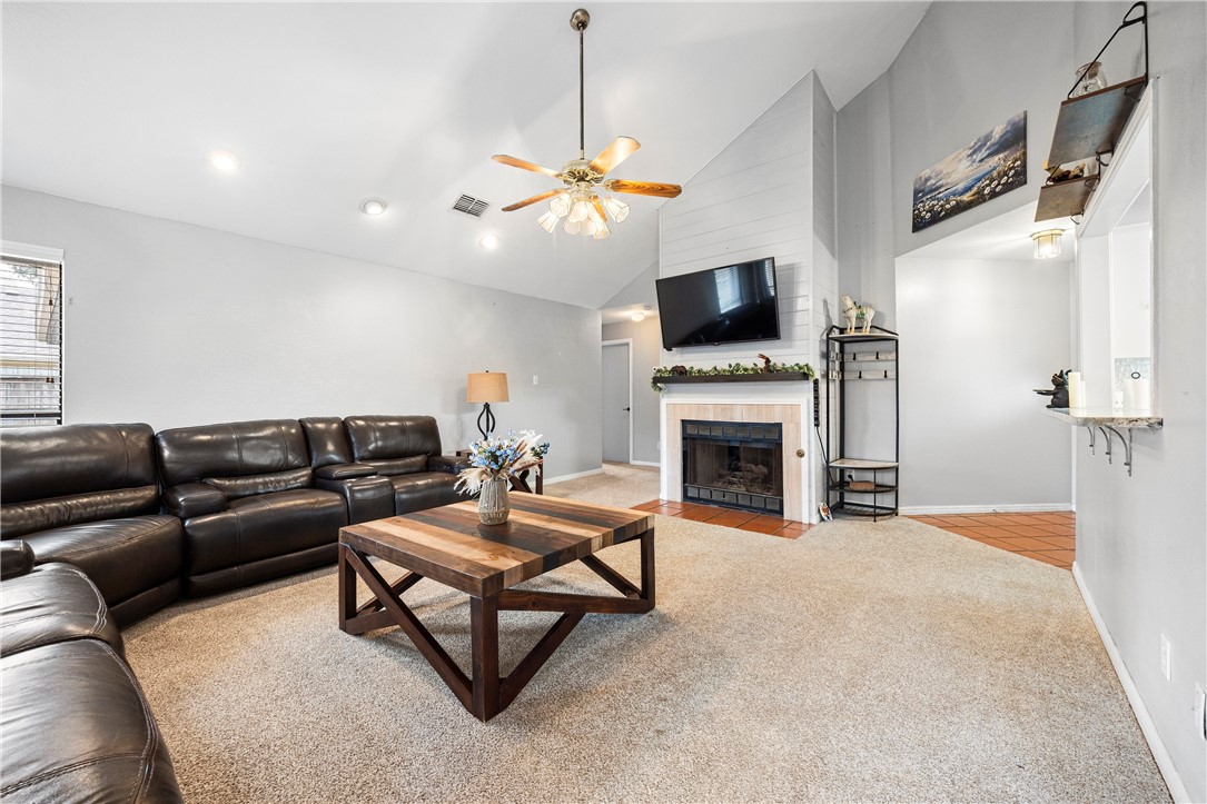 4649 Spring Fork Dr Property Photo 6