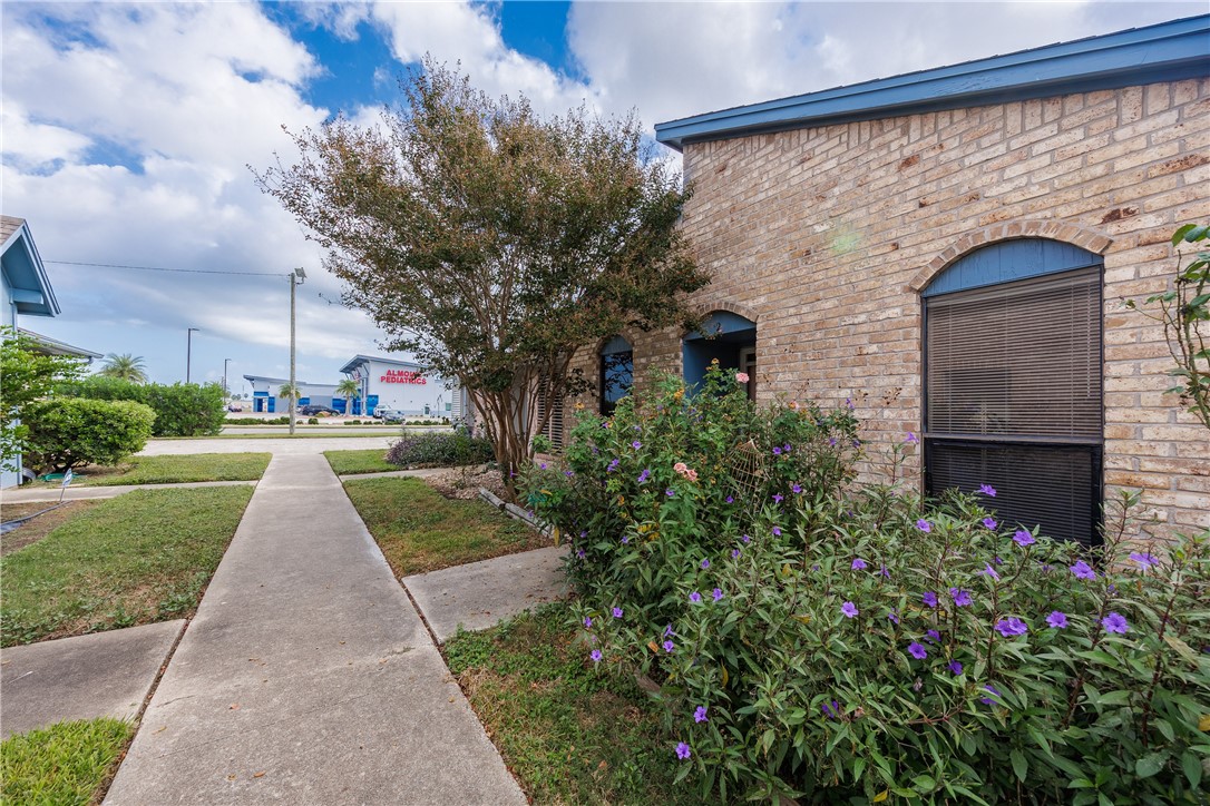 7217 Sparkle Sea Dr 2 Property Photo 2