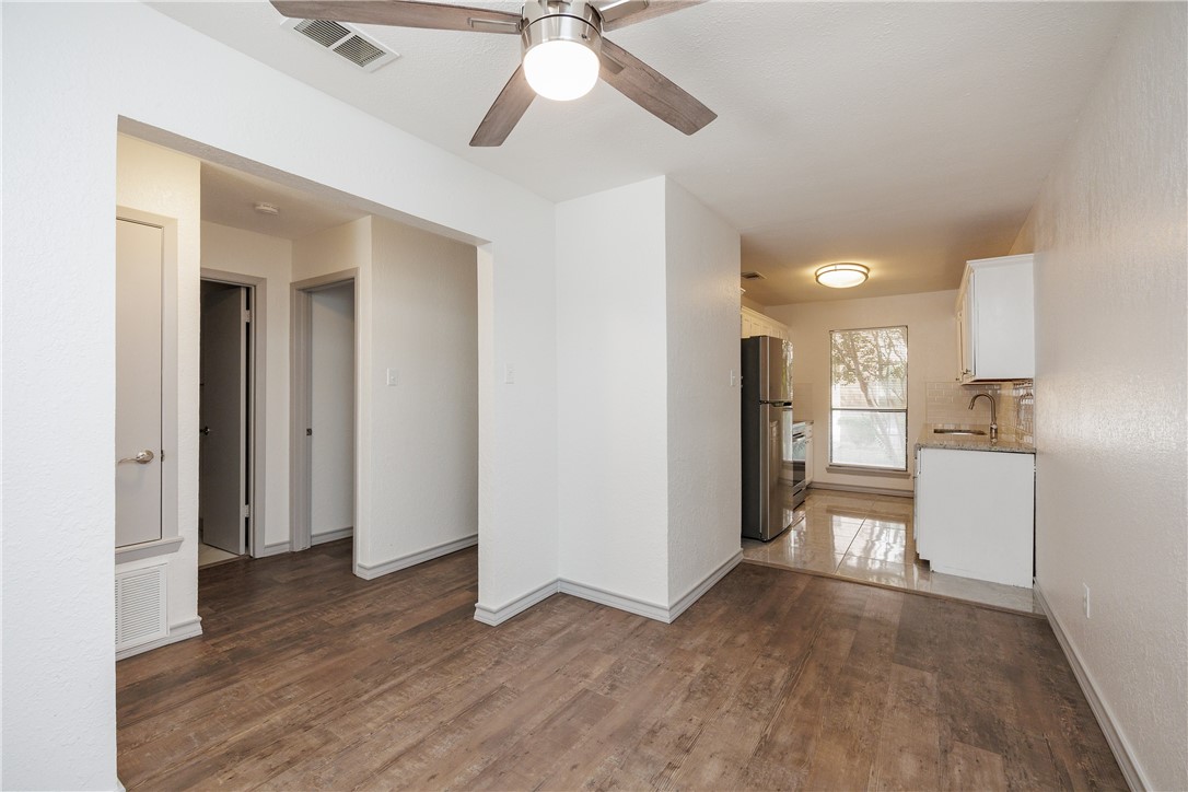 7217 Sparkle Sea Dr 2 Property Photo 5