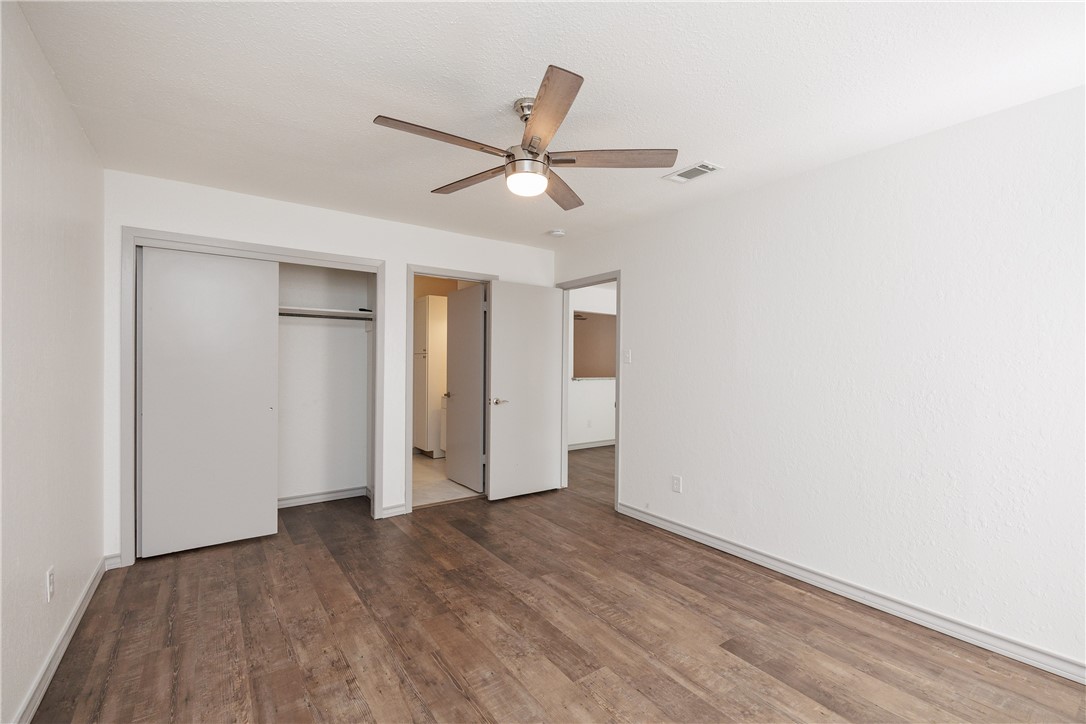 7217 Sparkle Sea Dr 2 Property Photo 14