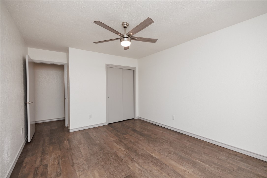 7217 Sparkle Sea Dr 2 Property Photo 20