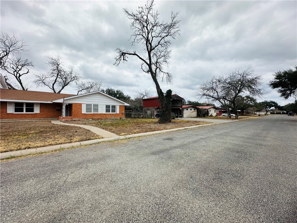 471438 Property Photo 3