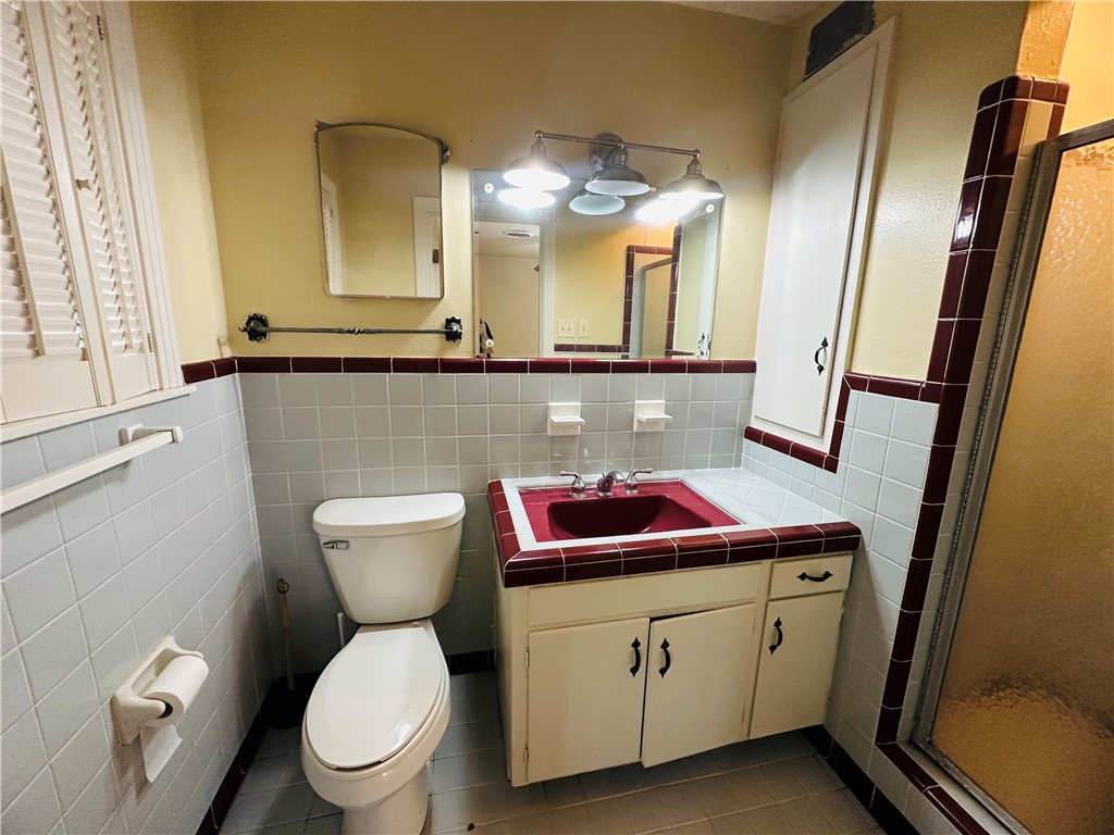 471438 Property Photo 16