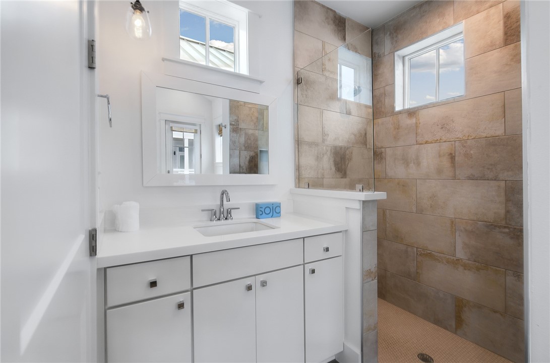 600 Center N 16 Property Photo 26