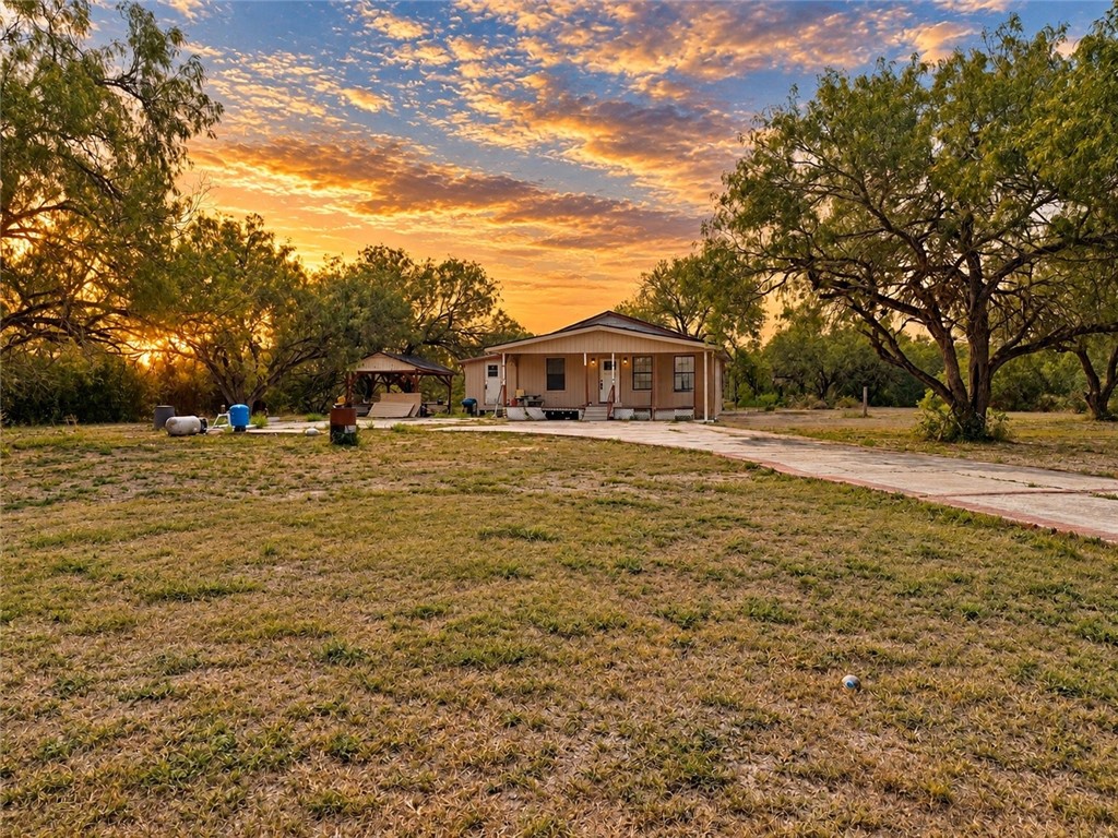 5742 Hidden Valley Loop Property Photo 5