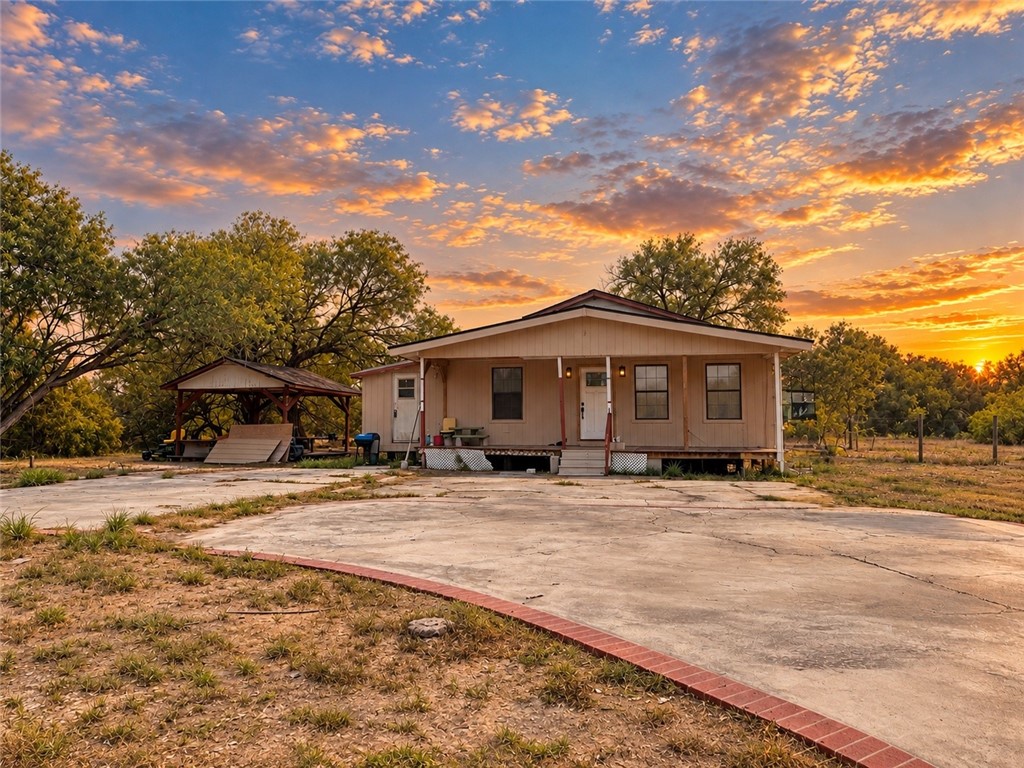 5742 Hidden Valley Loop Property Photo 8