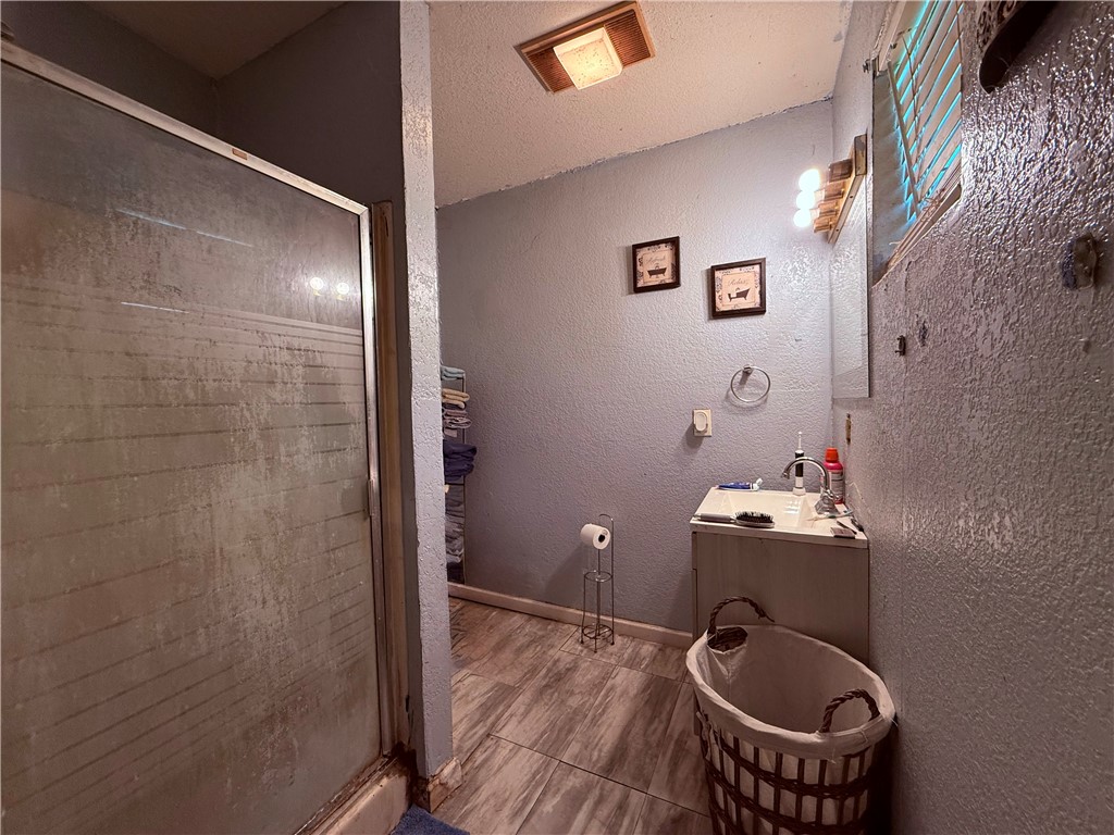 5742 Hidden Valley Loop Property Photo 14