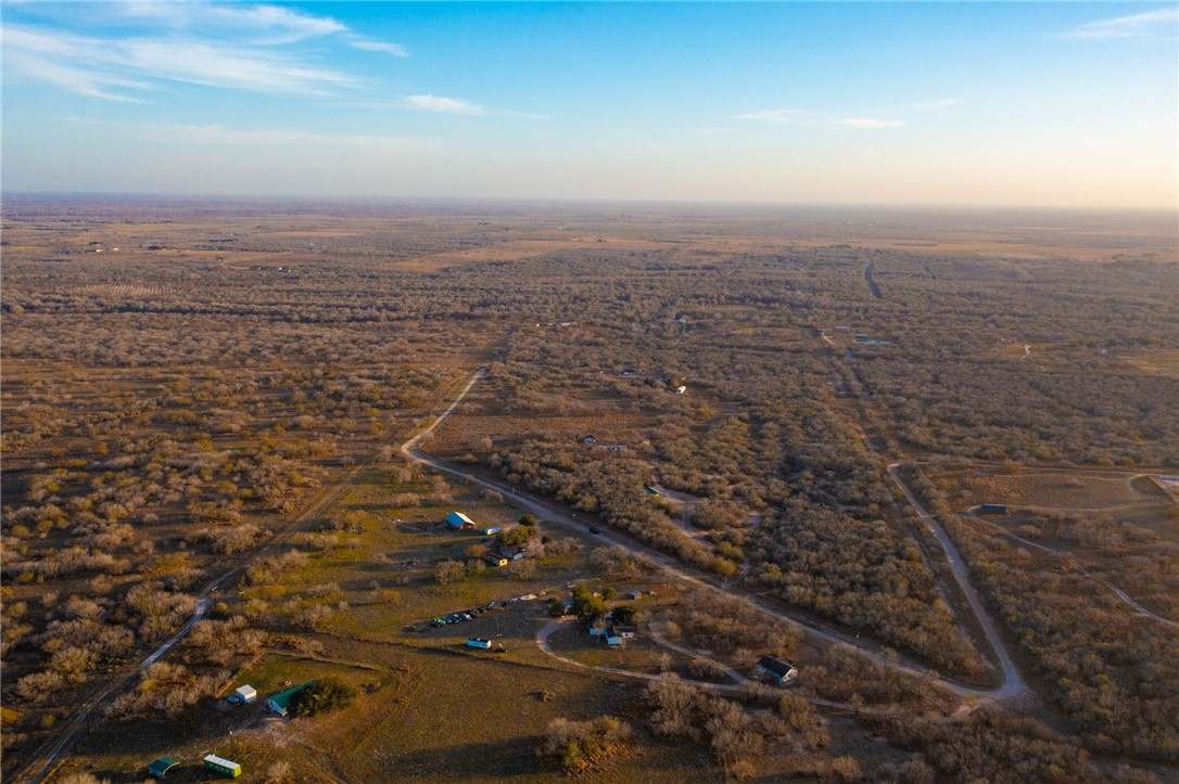 22364 Private Road 1080 Property Photo 11