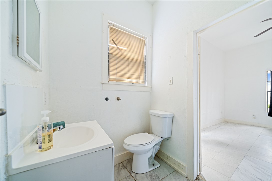 2245 Comanche St A Property Photo 14