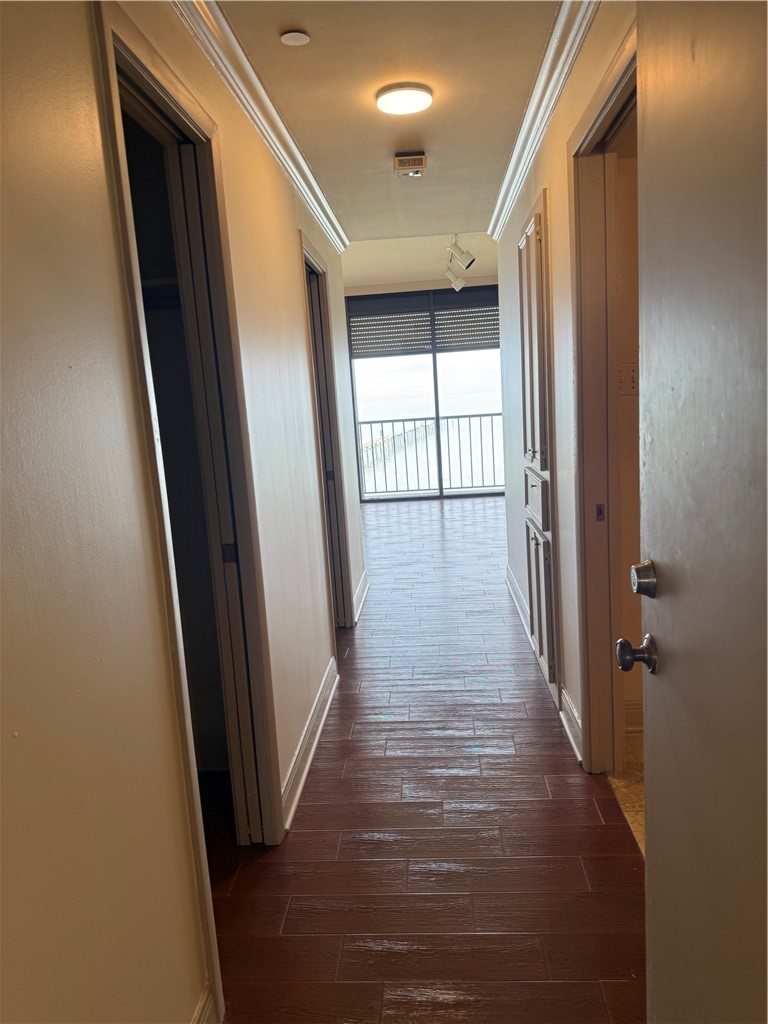 4350 Ocean Dr 301 Property Photo 6