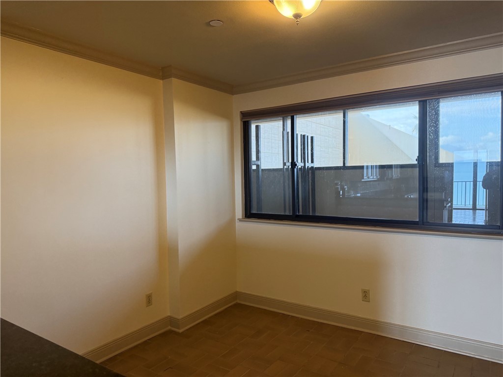 4350 Ocean Dr 301 Property Photo 11