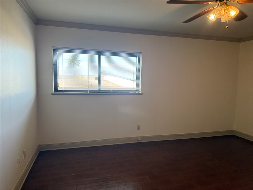 4350 Ocean Dr 301 Property Photo 12