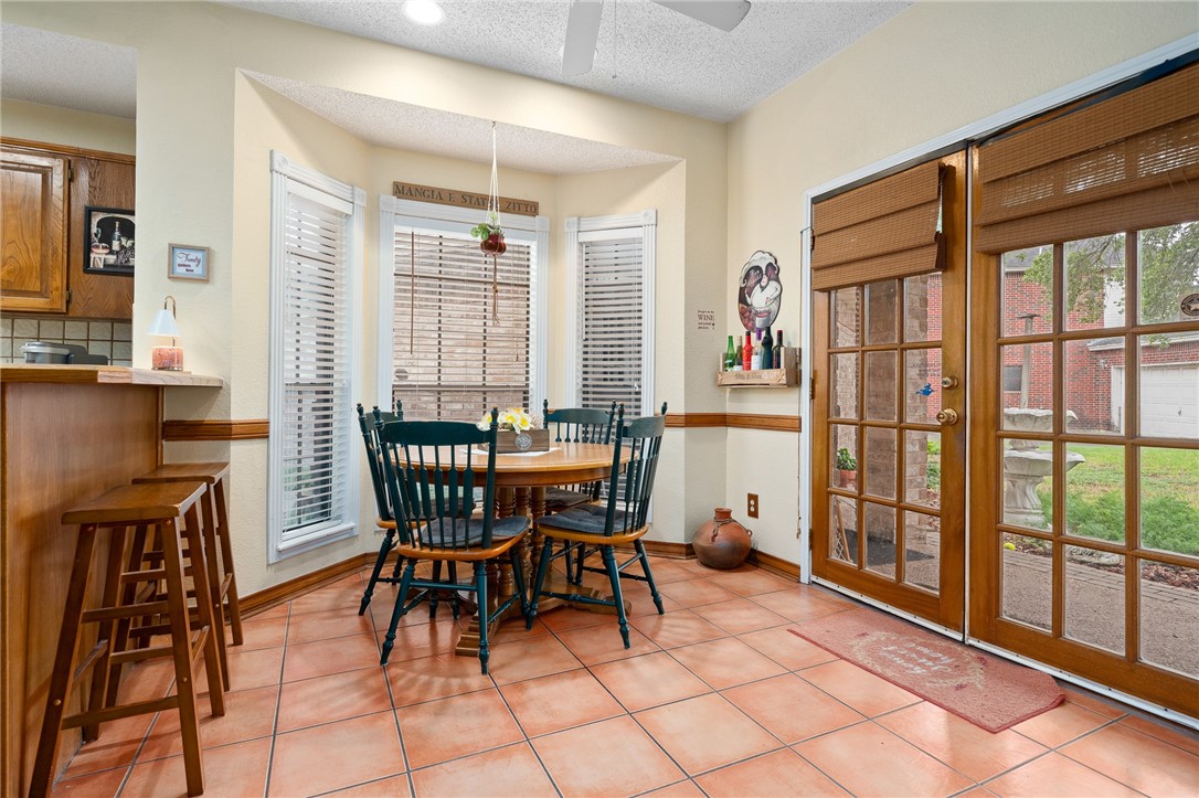 4510 Canyon Lake Property Photo 6