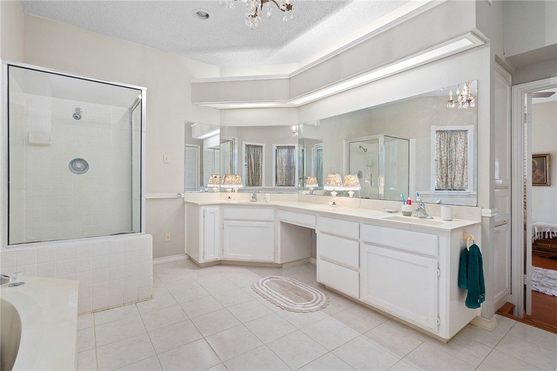 4510 Canyon Lake Property Photo 12