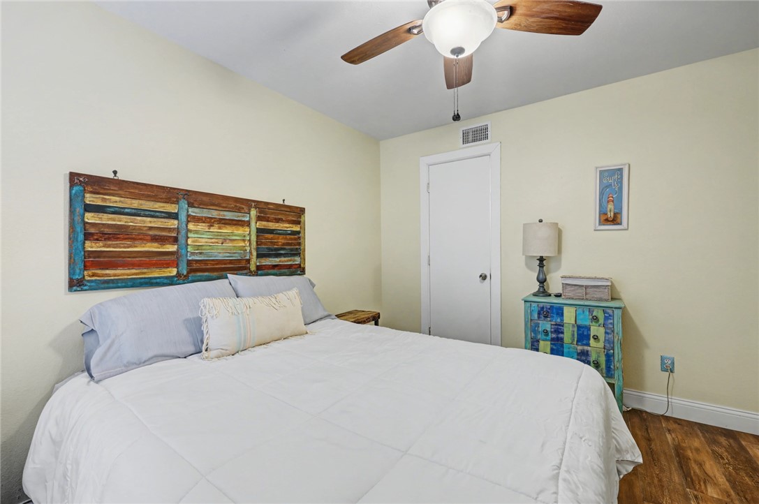 15010 Leeward Dr 9201 Property Photo 20