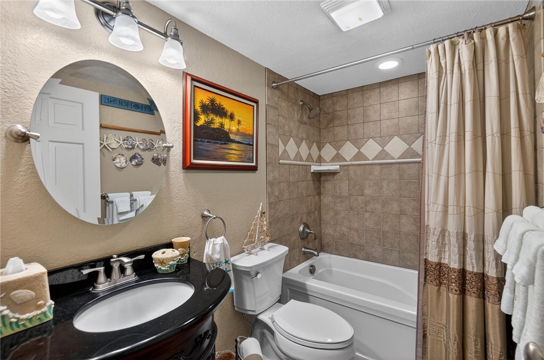 14810 Windward Dr 221 Property Photo 12