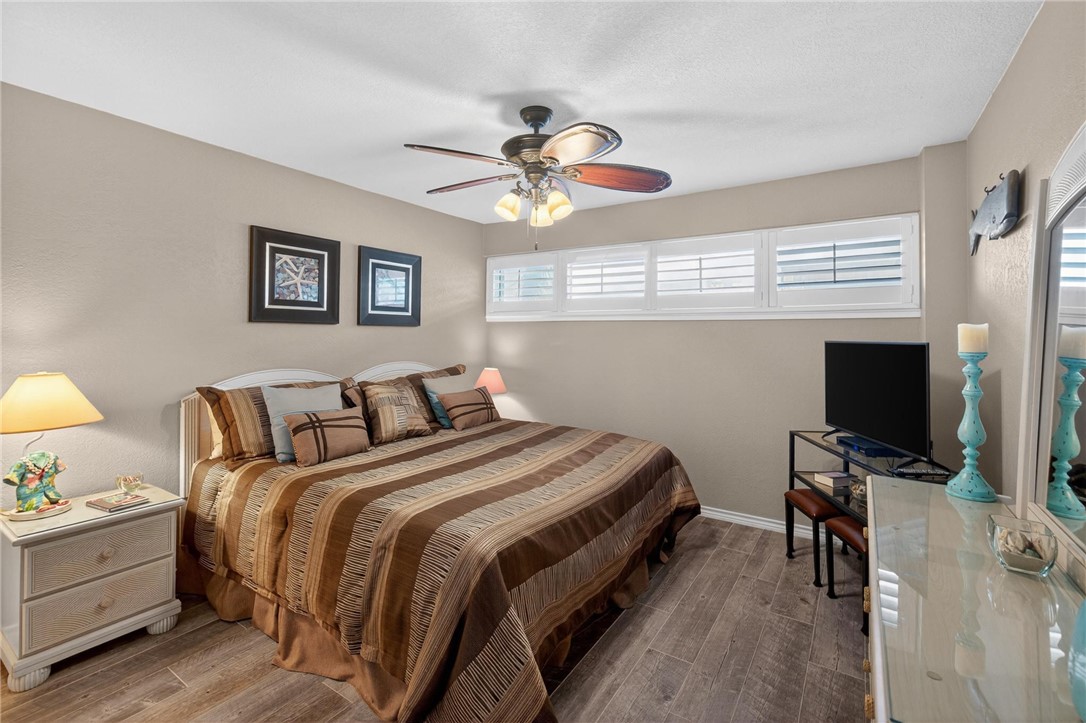 14810 Windward Dr 221 Property Photo 13