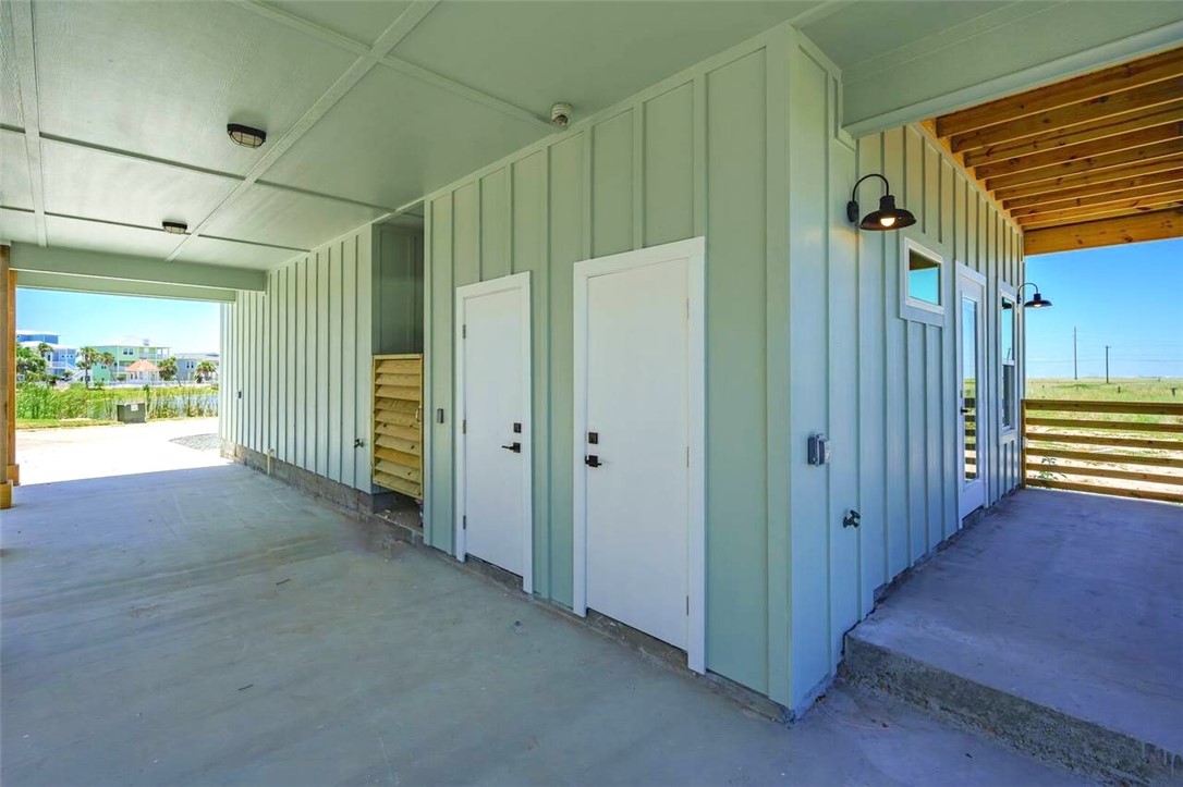 162 La Concha Blvd 11 Property Photo 28