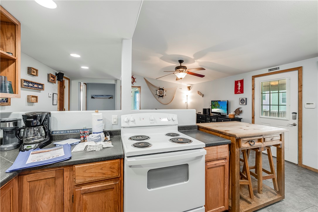 614 Sandpiper Cr Property Photo 8