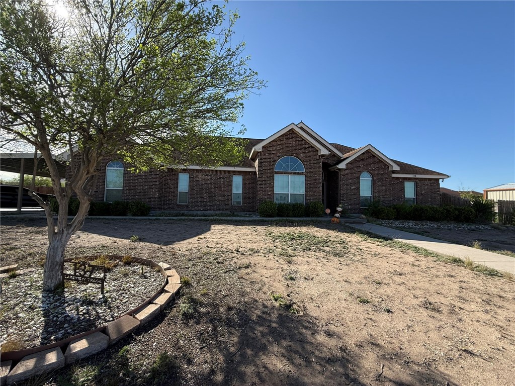 137 Lakeview Trace Property Photo 1