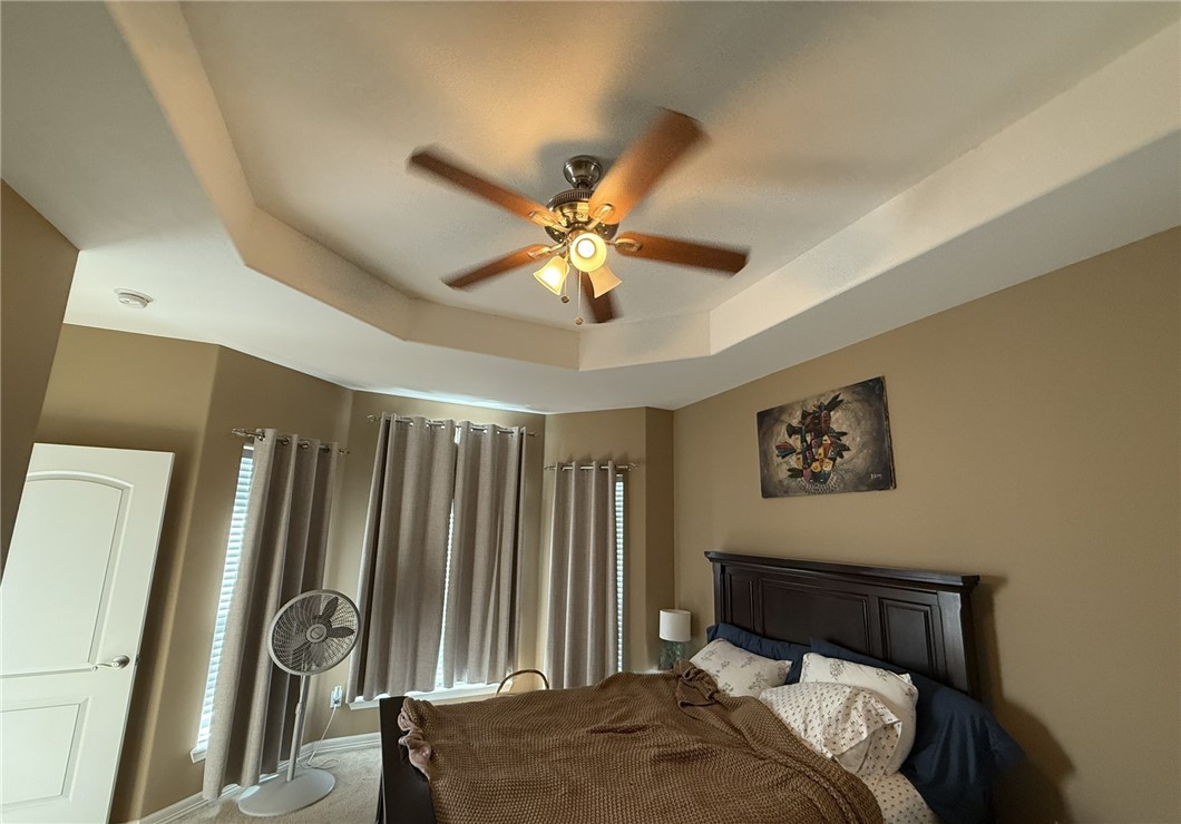 137 Lakeview Trace Property Photo 8