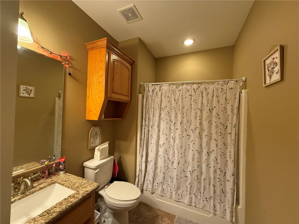 137 Lakeview Trace Property Photo 12