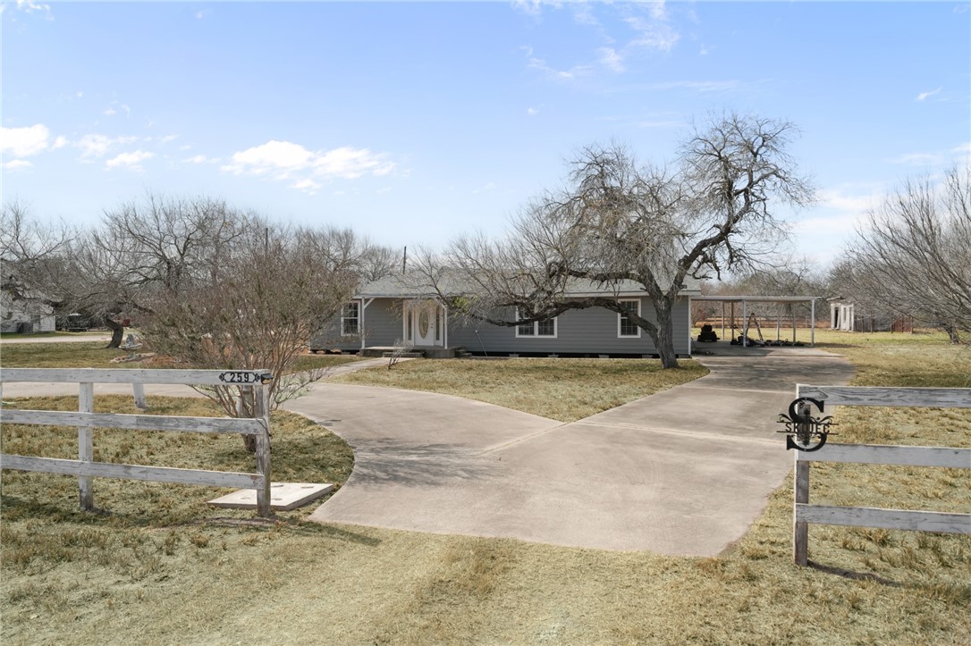 259 N County Road 1043 Property Photo 1