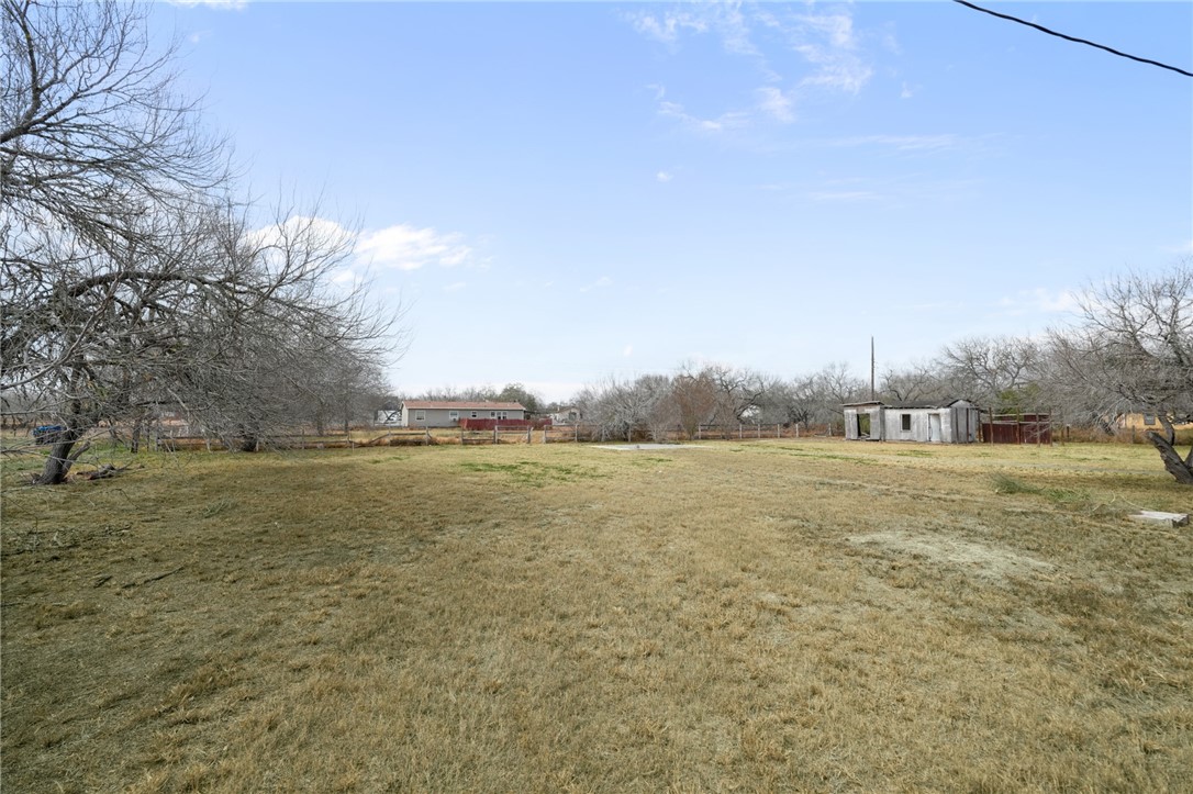 259 N County Road 1043 Property Photo 23