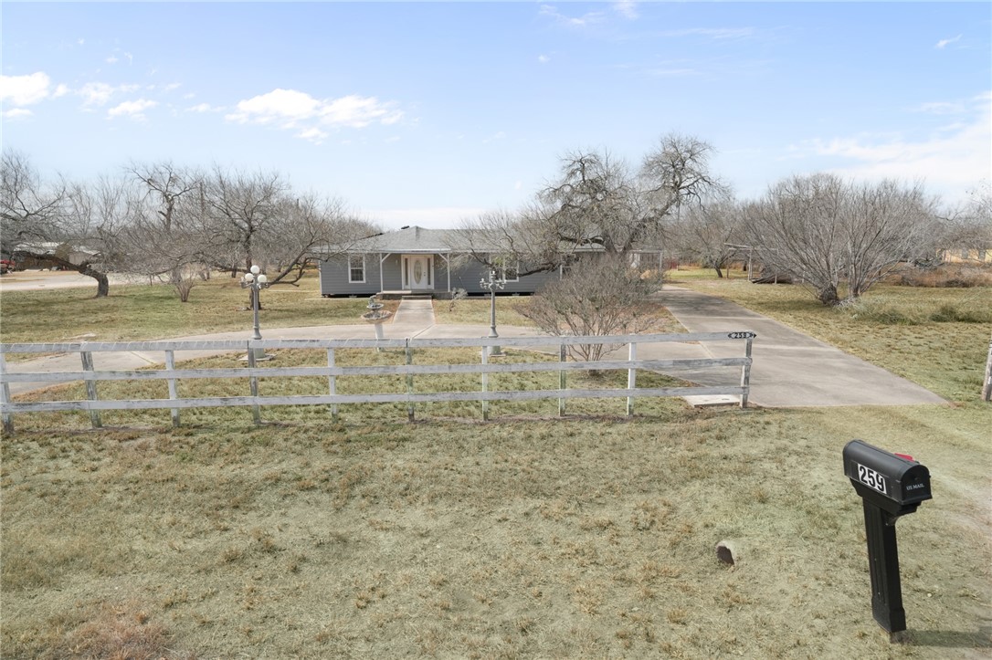 259 N County Road 1043 Property Photo 26