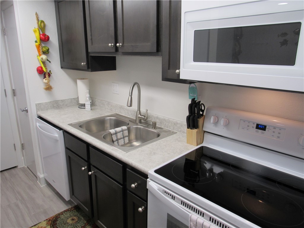 1000 Lantana Dr 503 Property Photo 23