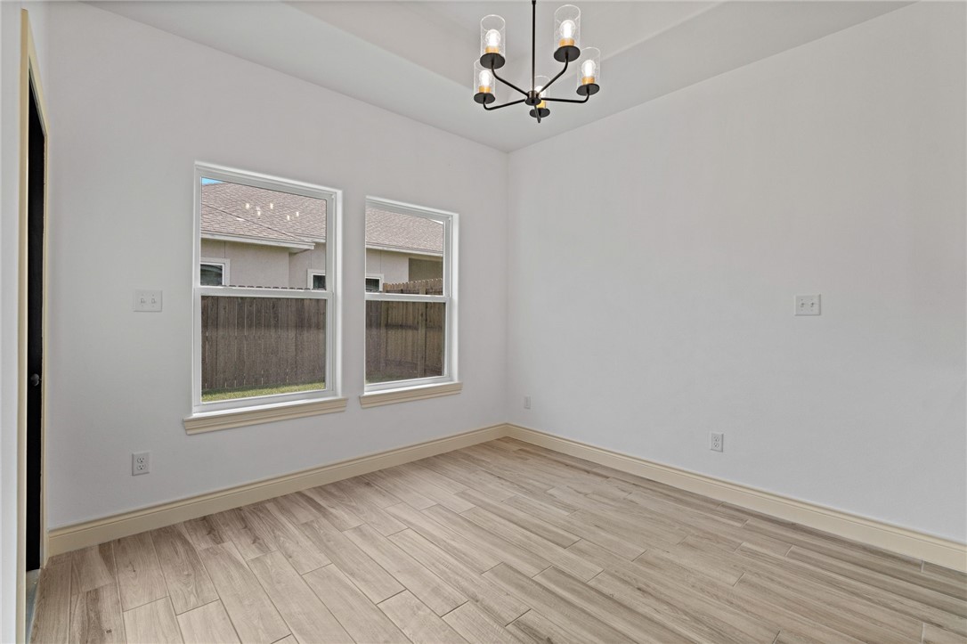 6725 La Salle Dr Property Photo 31