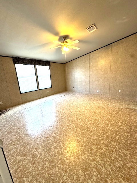 121 Tropical Breeze Lane Property Photo 8