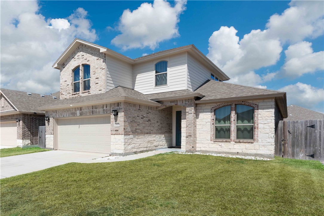 2625 Las Estrellas St Property Photo 3