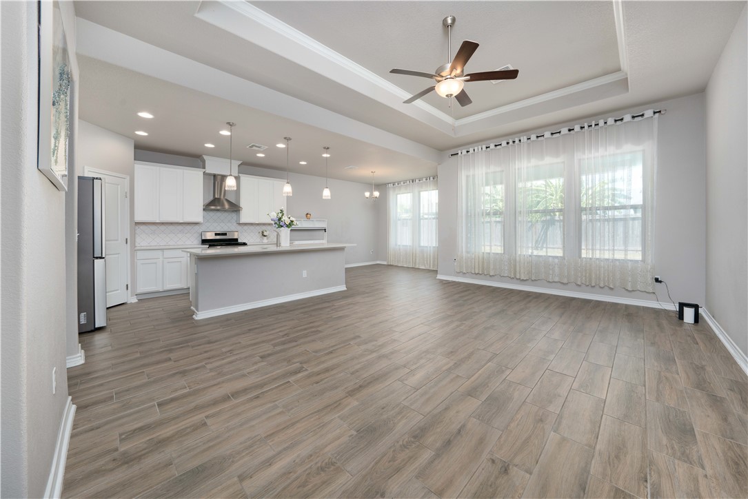 2625 Las Estrellas St Property Photo 8